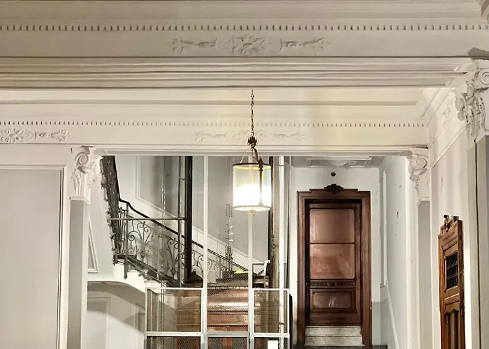 Artist Loft House
